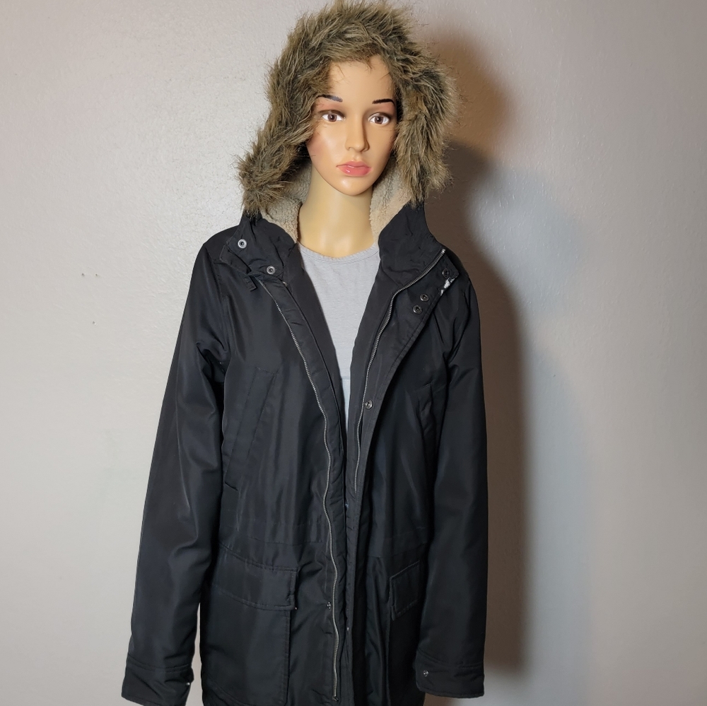Men's Old Navy Size Small Heavy Black Winter Coat with Fur Trimmed Hood